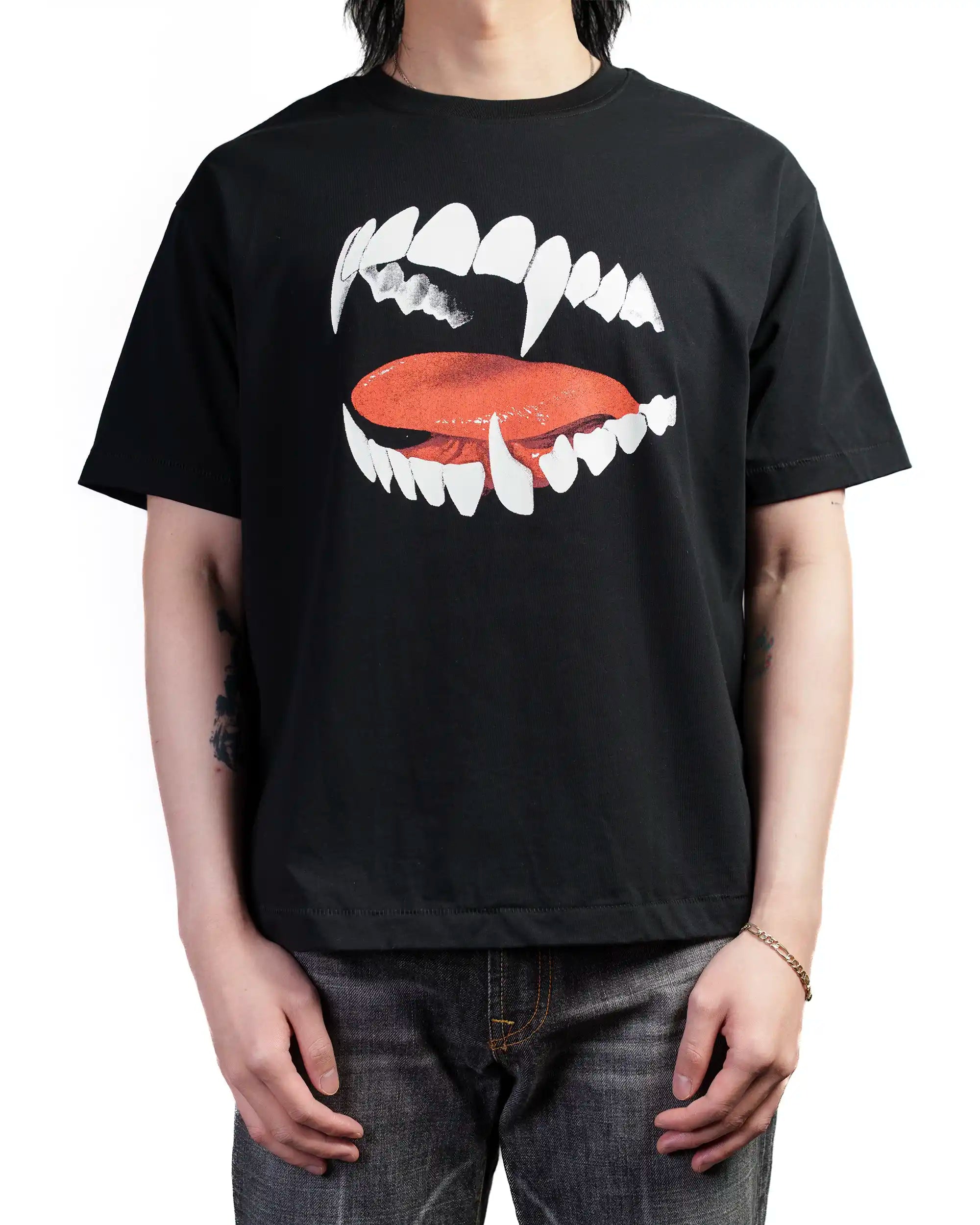 Fangs III T-Shirt | Black